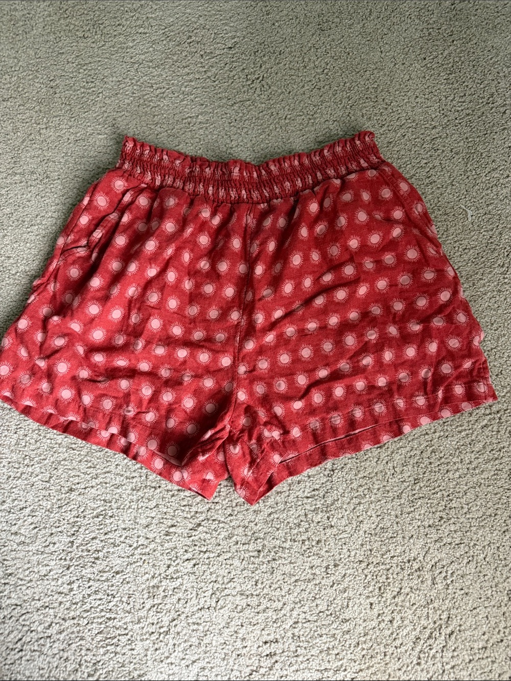 Women's Red With Suns Elastic Waist Shorts